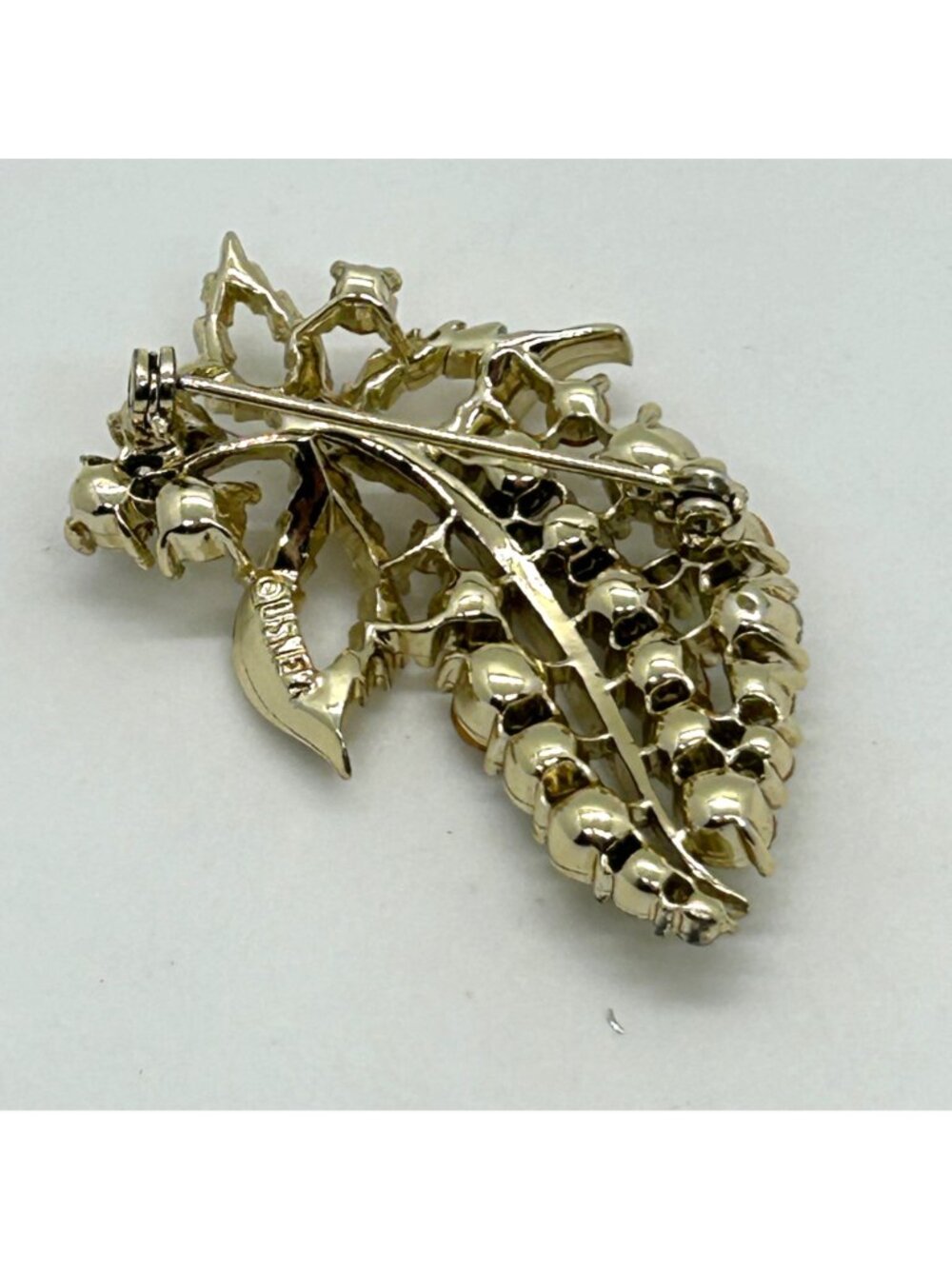 Vintage Lisner Gold Tone Leaf Brooch With Aurora Borealis Rhinestones Signed Pin - Picture 7 of 14